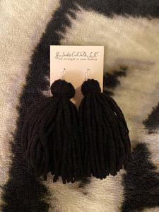 Basic Tassle Earrings